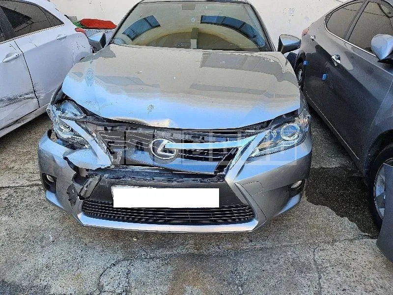 Photo 2 of 15: 2017 Lexus CT200h, VIN JTHKD5BH4H2300149 — Korean insurance auction