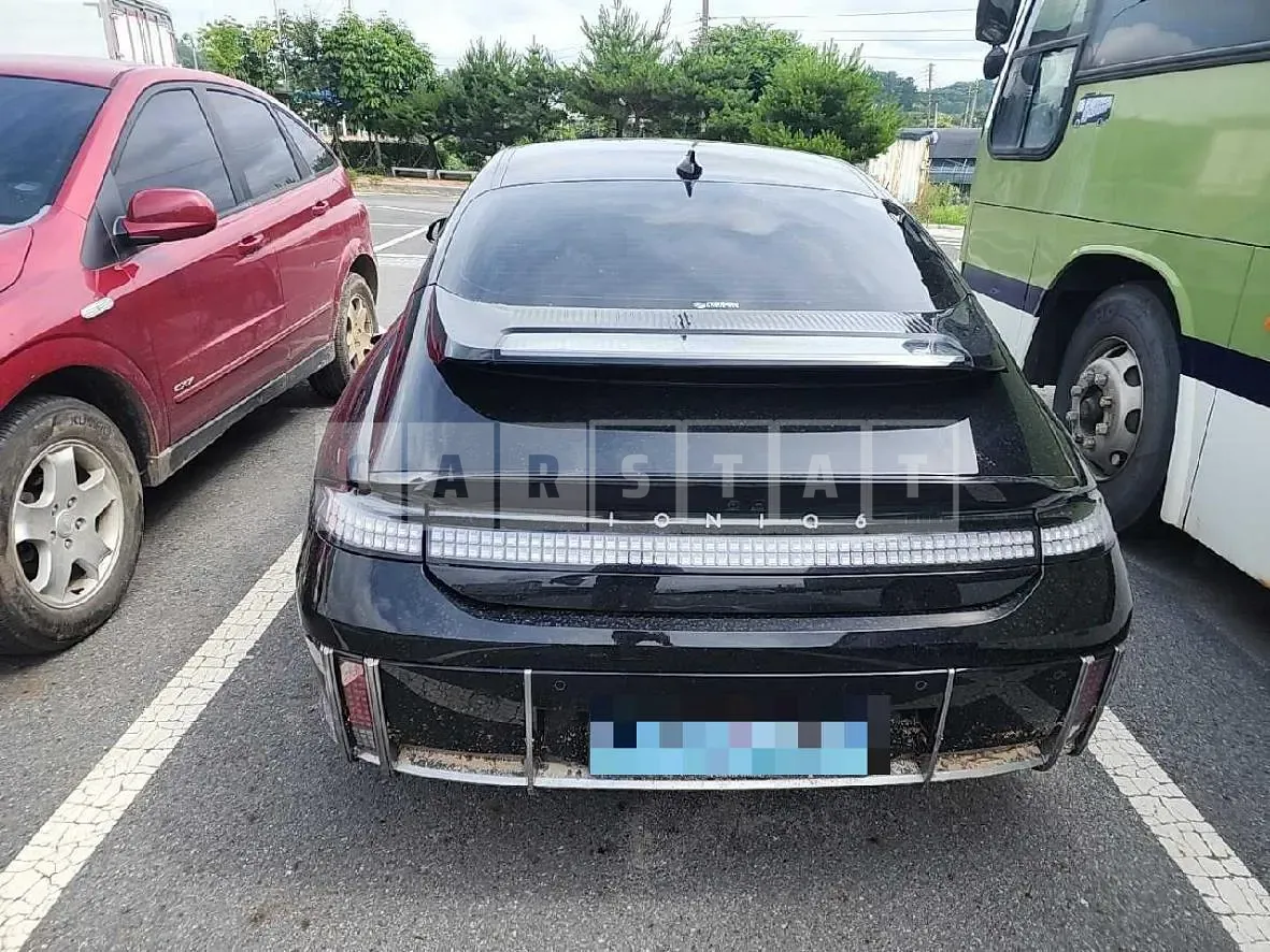 Photo 2 of 15: 2022 Hyundai IONIQ 6 Long Range — Korean insurance auction