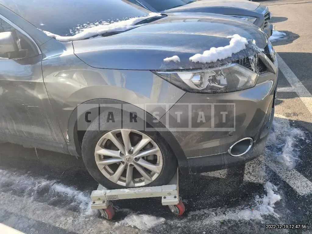Photo 2 of 15: 2015 Nissan Qashqai, VIN SJNDJ18E9FA306783 — Korean insurance auction