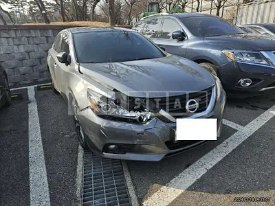 Photo 1 of 24: 2017 Nissan Altima 2.5, VIN 1N4AL3AP3HC284989 — Korean insurance auction