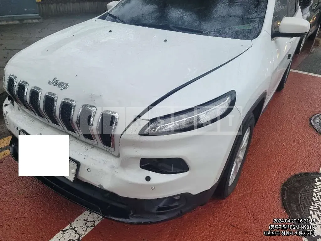 Photo 2 of 12: 2017 Jeep Zip Cherokee 2.2 — Korean insurance auction
