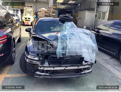 Photo 1 of 10: 2020 Genesis G80, VIN KMTGB41CDMU057491 — Korean insurance auction