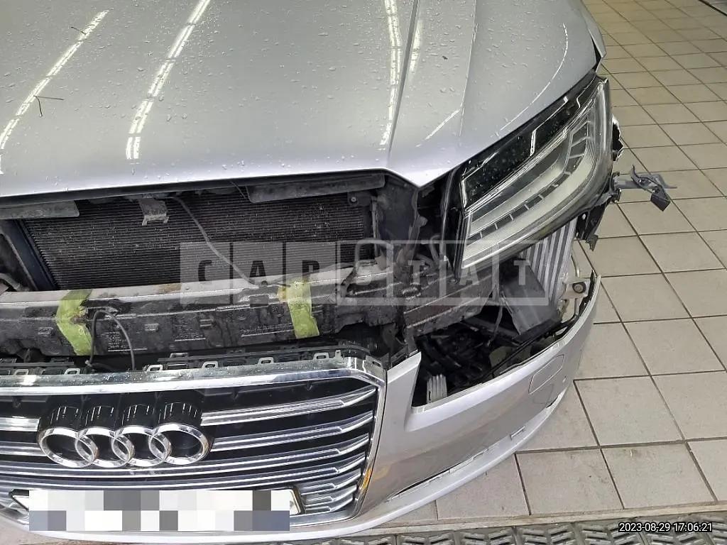 Photo 2 of 20: 2014 Audi A8 60 TDI quattro, VIN WAUZZZ4H3FN024819 — Korean insurance auction