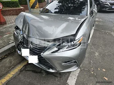 Photo 1 of 15: 2017 Lexus ES300h — Korean insurance auction