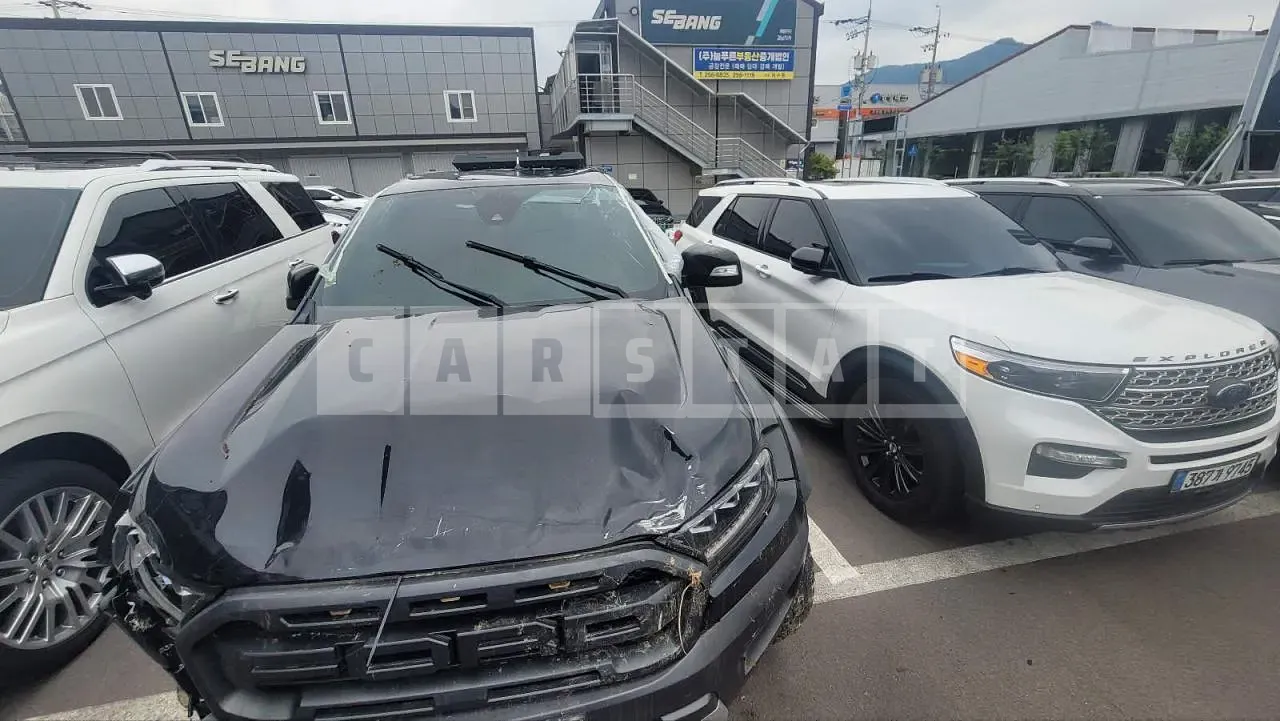 Photo 2 of 10: 2021 Ford Ranger Raptor, VIN 6FPPXXMJ2NMB13248 — Korean insurance auction