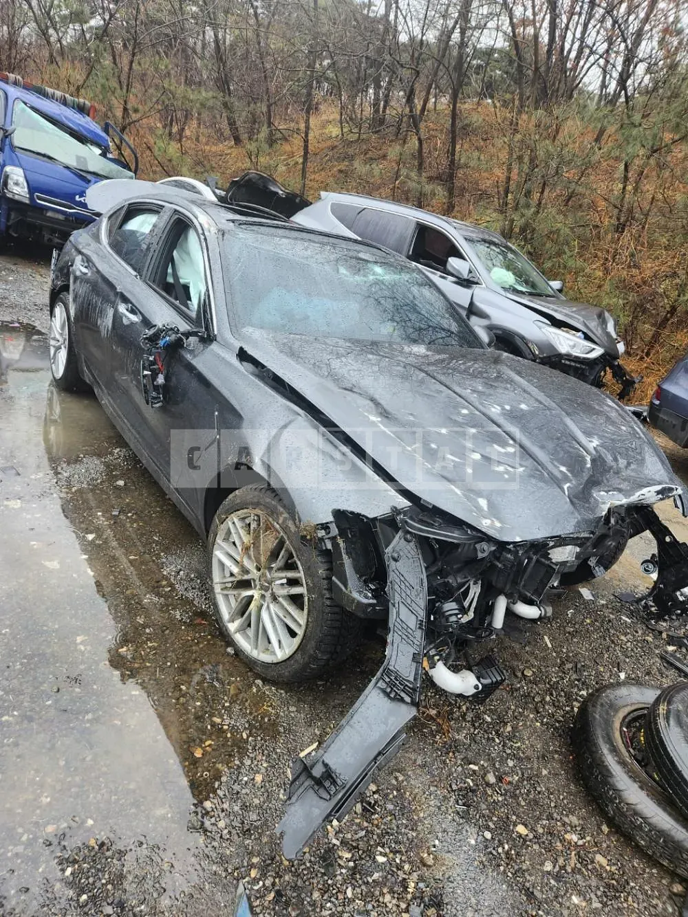 Photo 2 of 9: 2019 Genesis G70, VIN KMTG341ABKU038606 — Korean insurance auction