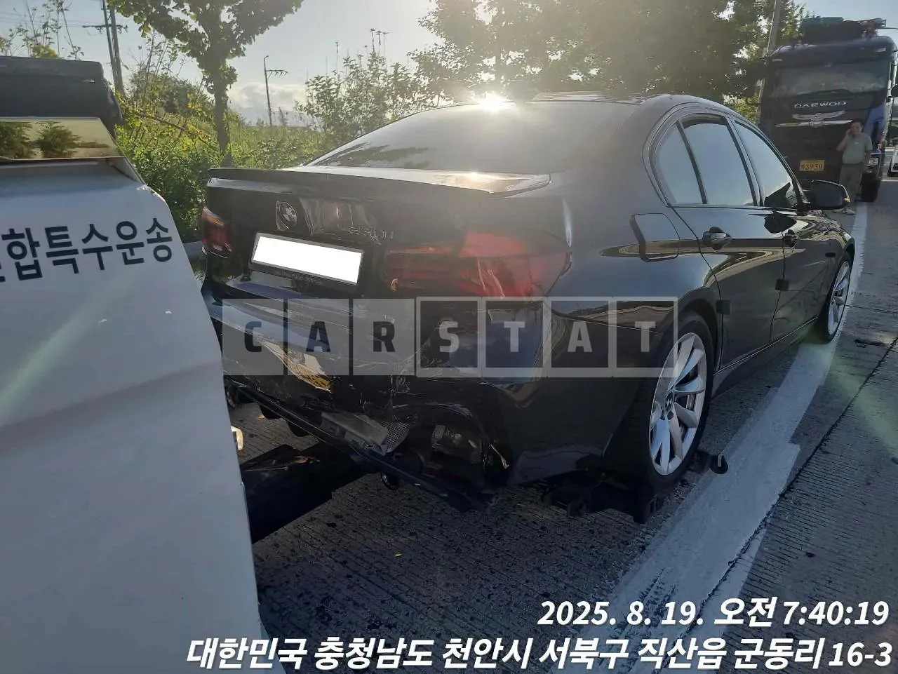 Photo 2 of 15: 2018 BMW 330i, VIN WBA8B9100JA194151 — Korean insurance auction