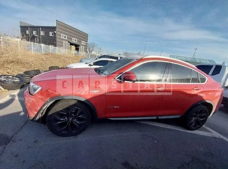 Photo 2 of 18: 2015 BMW X4 xDrive20d, VIN WBAXX1104F0L97099 — Korean insurance auction