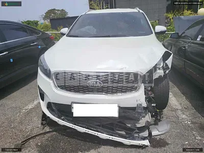 Photo 1 of 11: 2018 Kia Sorento, VIN KNAPG81BBJA458647 — Korean insurance auction