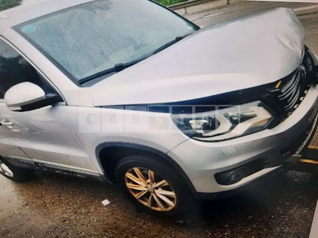 Photo 2 of 9: 2015 Volkswagen Tiguan 2.0 TDI Blue Motion, VIN WVGZZZ5NZFW570171 — Korean insurance auction