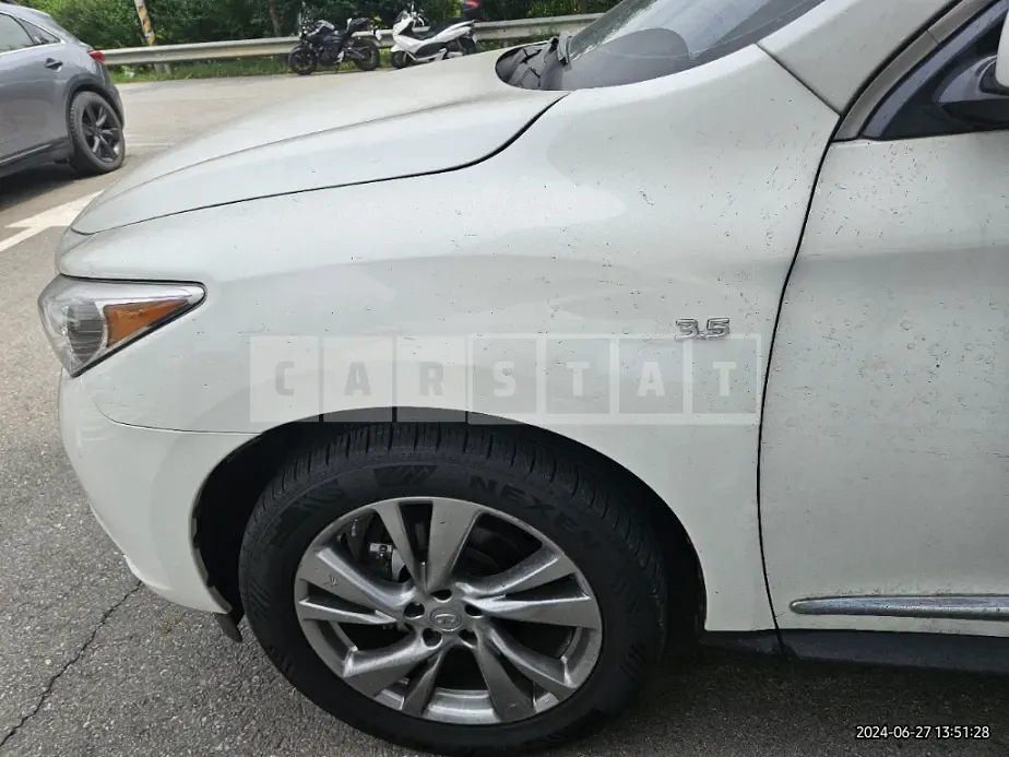 Photo 2 of 31: 2015 Infiniti QX60 AWD — Korean insurance auction