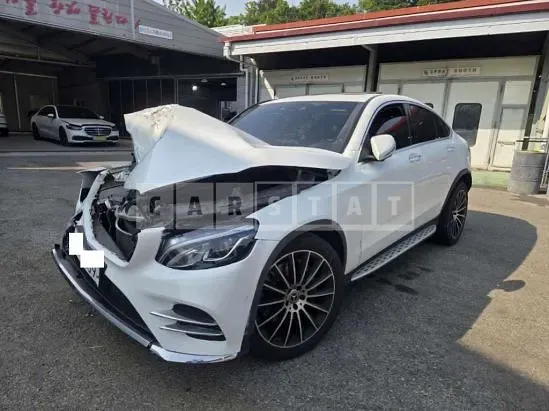 Photo 2 of 16: 2017 Mercedes-Benz GLC220d 4Matic Coupe — Korean insurance auction