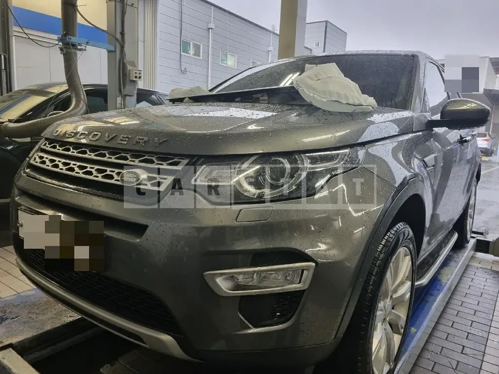 Photo 2 of 18: 2015 Land Rover Discovery Sport 2.0d, VIN SALCA2BN2GH568463 — Korean insurance auction
