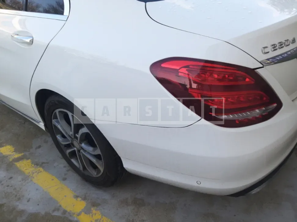 Photo 2 of 8: 2016 Mercedes-Benz C220 d, VIN WDDWF0EB8GF305911 — Korean insurance auction