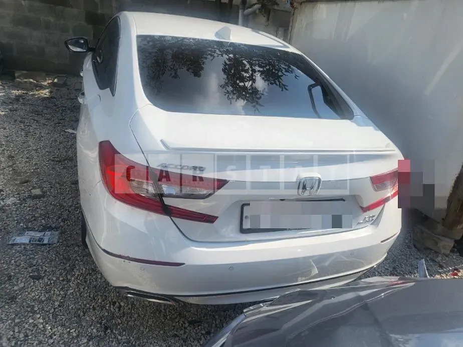 Photo 2 of 27: 2018 Honda Accord 2.0T — Korean insurance auction