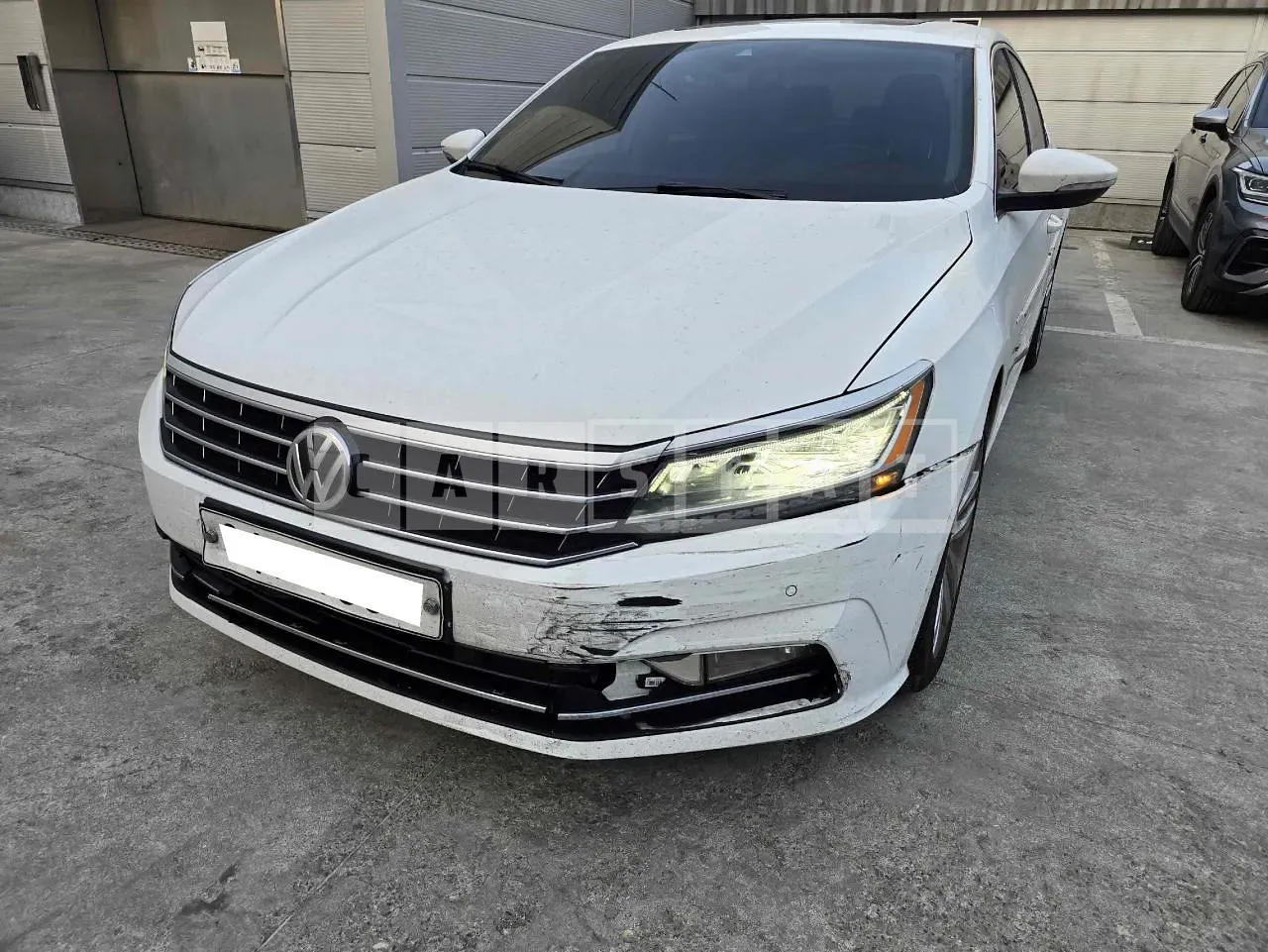 Photo 2 of 37: 2018 Volkswagen Passat 2.0 TSI, VIN 1VWZZZA3ZJC038970 — Korean insurance auction