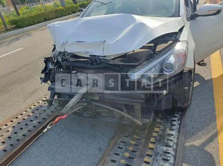 Photo 2 of 3: 2015 Kia K3 1.6 — Korean insurance auction