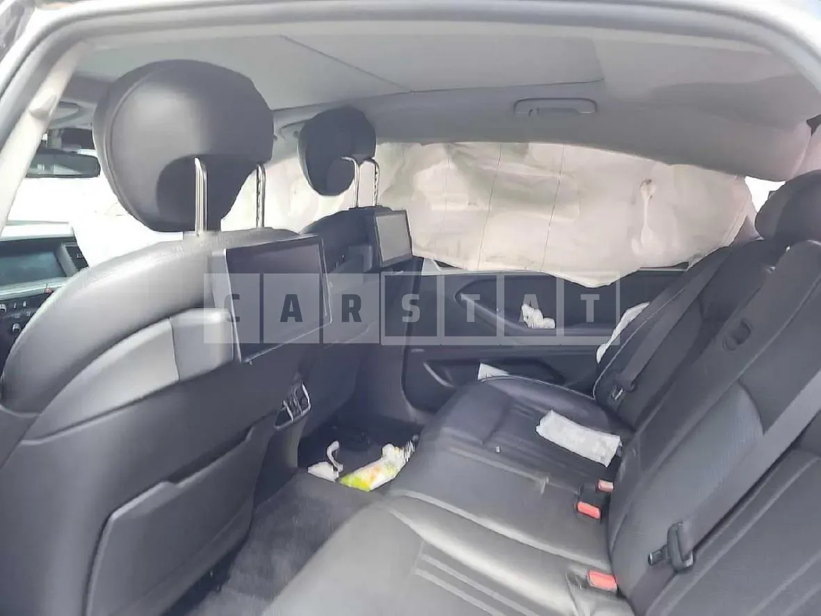 Photo 2 of 54: 2015 Genesis Dh — Korean insurance auction