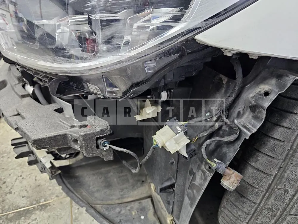 Photo 2 of 10: 2018 BMW Light /540i Headlamp Only, VIN WBAJB5107JB195091 — Korean insurance auction