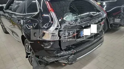 Photo 1 of 14: 2025 Volvo XC60B5 AWD — Korean insurance auction