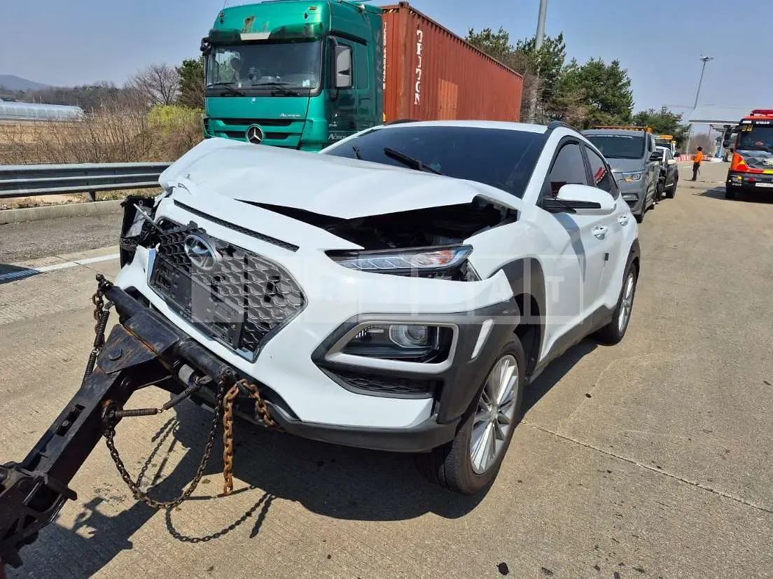 Photo 2 of 6: 2020 Hyundai Kona Gasoline — Korean insurance auction