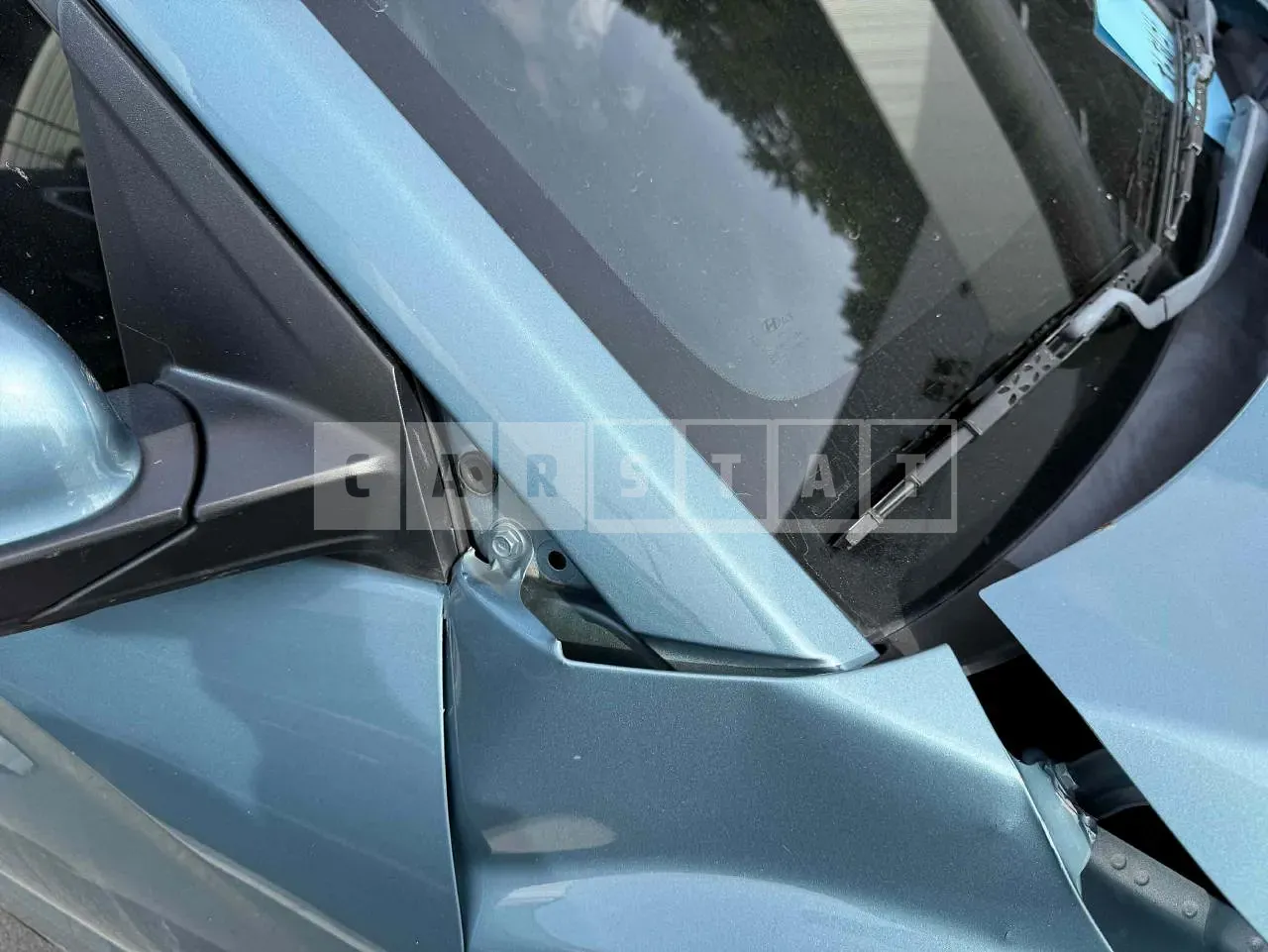 Photo 2 of 18: 2018 Hyundai Kona, VIN KMHK4815GJU101558 — Korean insurance auction