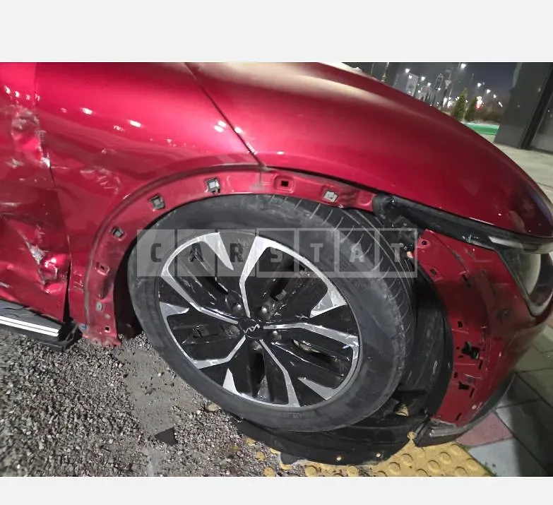 Photo 2 of 31: 2021 Kia EV6 — Korean insurance auction