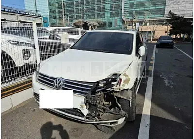 Photo 1 of 15: 2015 Volkswagen Touareg 3.0 TDI Blue Motion, VIN WVGZZZ7PZFD004242 — Korean insurance auction