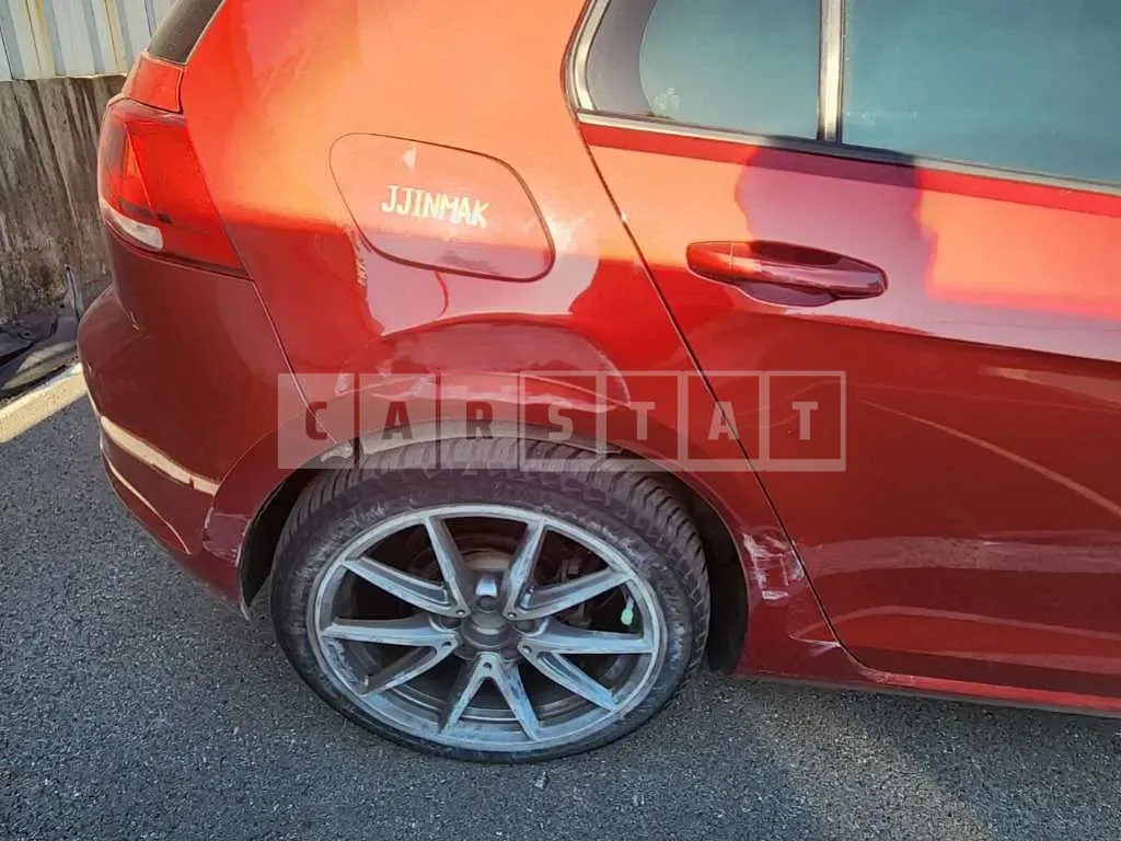Photo 2 of 14: 2015 Volkswagen Golf 2.0 TDI, VIN WVWZZZAUZFW331280 — Korean insurance auction