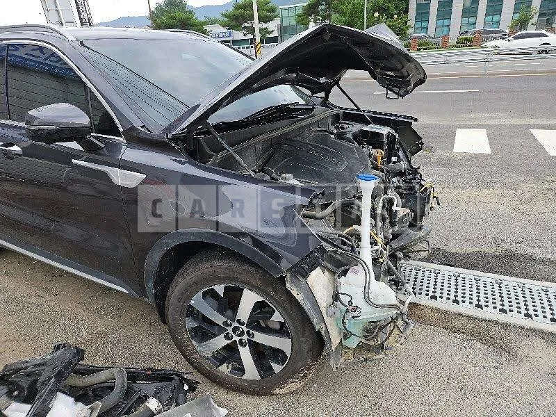 Photo 2 of 20: 2022 Kia Sorento, VIN KNARH81BGPA197303 — Korean insurance auction