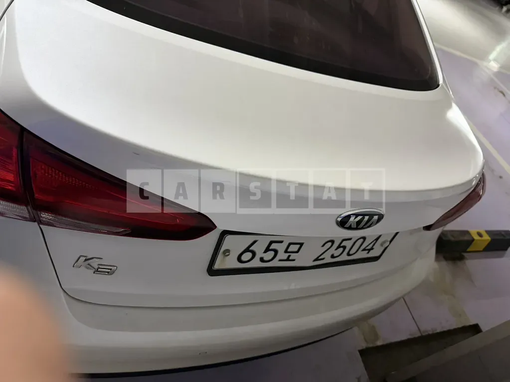 Photo 2 of 10: 2017 Kia Kz 1.SH, VIN KNAFK412BHA701067 — Korean insurance auction