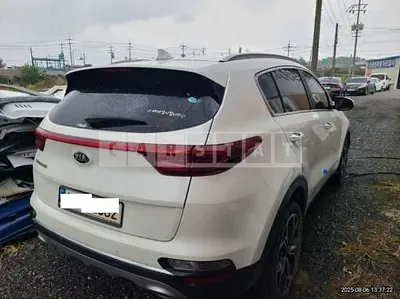 Photo 1 of 25: 2021 Kia Sportage — Korean insurance auction