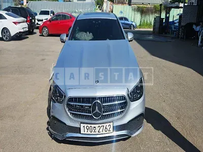 Photo 1 of 15: 2022 Mercedes-Benz E350 4Matic, VIN W1KZF8GB5NB013775 — Korean insurance auction