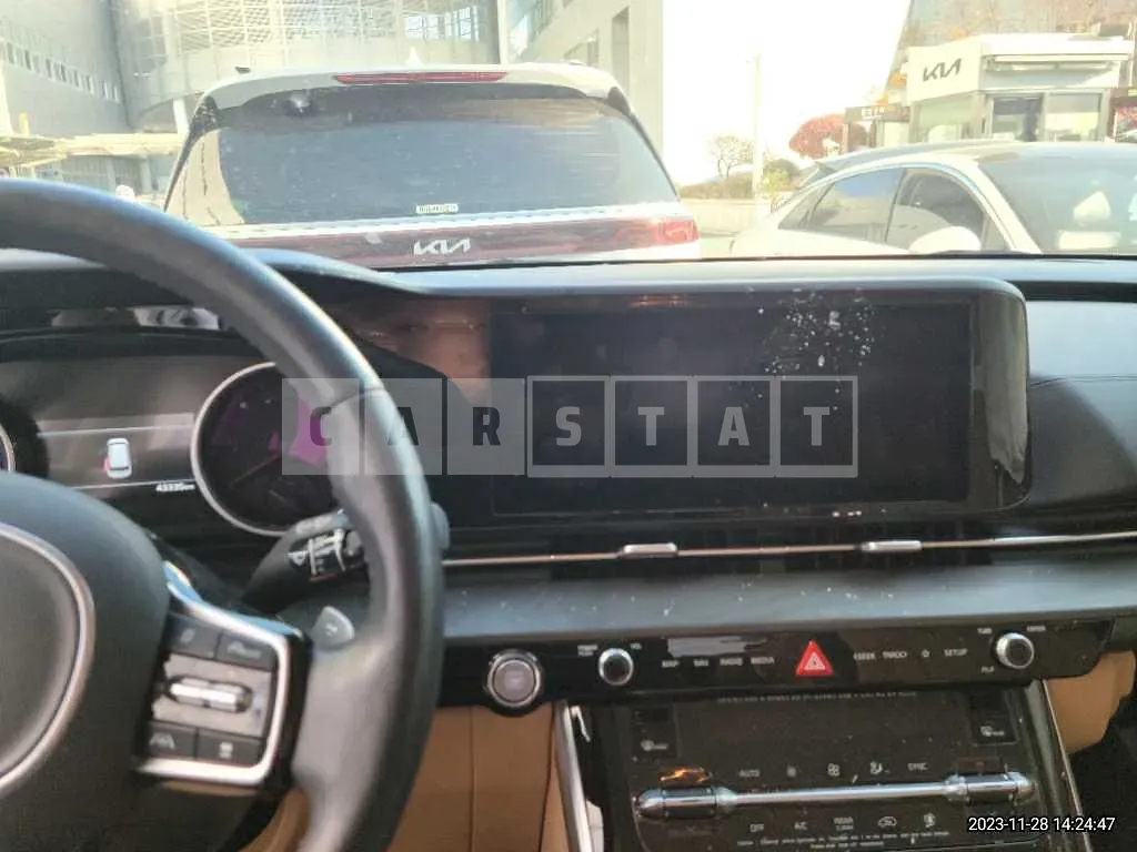 Photo 2 of 23: 2022 Kia Carnival, VIN KNANC81BBNS172409 — Korean insurance auction