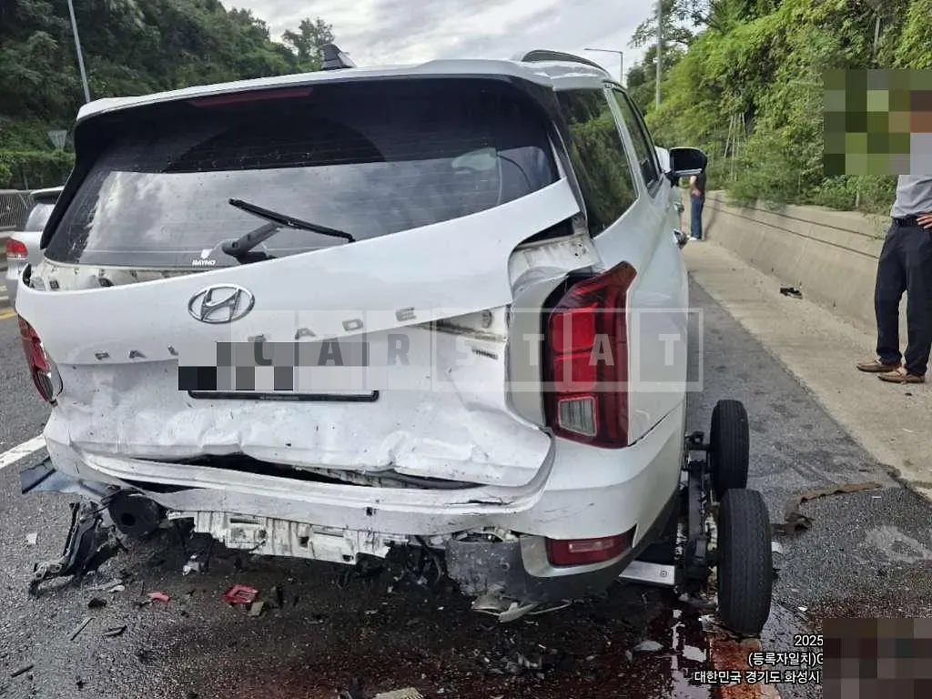 Photo 2 of 5: 2020 Hyundai Palisade 4WD — Korean insurance auction
