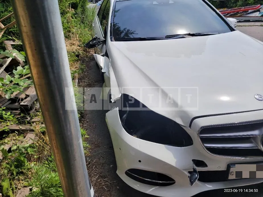 Photo 2 of 8: 2016 Mercedes-Benz E250 BlueTec 4Matic — Korean insurance auction