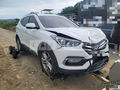 Photo 1 of 6: 2016 Hyundai Santa Fe DM 4WD — Korean insurance auction