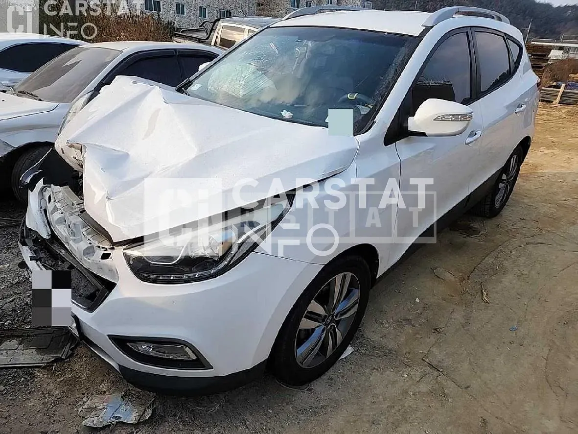 Photo 2 of 7: 2014 Hyundai Tucson ix — Korean insurance auction