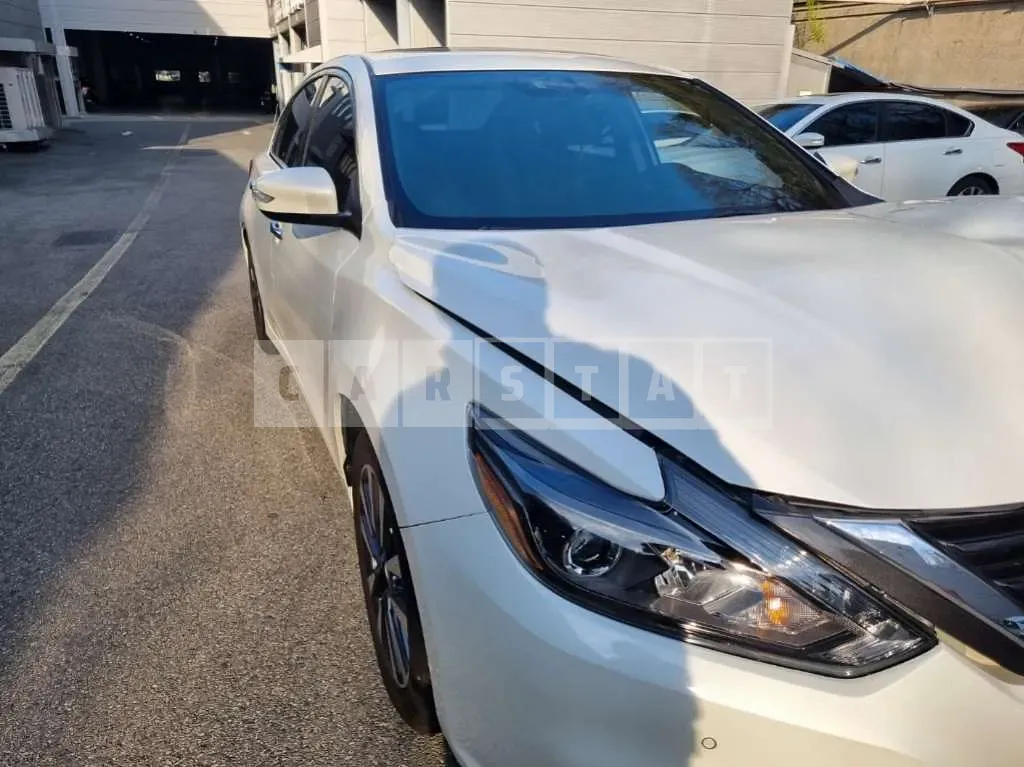 Photo 2 of 21: 2017 Nissan Altima 2.5, VIN 1N4AL3AP6HC220185 — Korean insurance auction