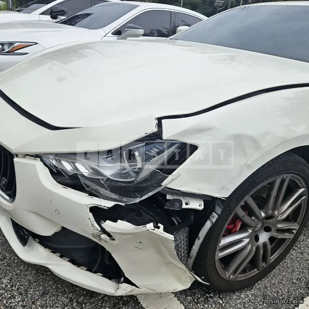 Photo 2 of 7: 2015 Maserati Ghibli S Q4 — Korean insurance auction