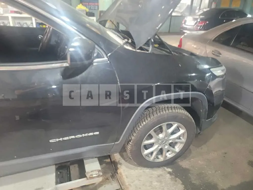Photo 2 of 13: 2016 Jeep Zip Cherokee 2.2 — Korean insurance auction