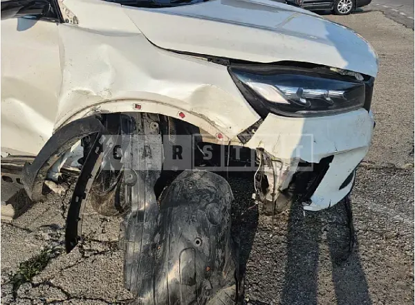 Photo 2 of 15: 2018 Kia Sorento — Korean insurance auction
