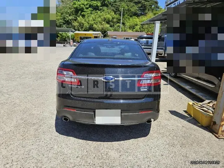Photo 2 of 29: 2015 Ford Taurus — Korean insurance auction