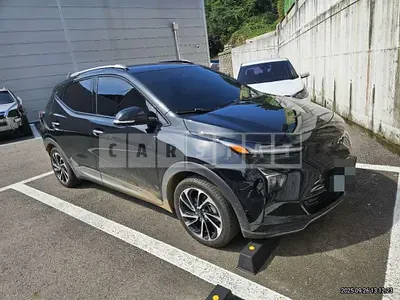 Photo 1 of 15: 2022 Chevrolet Volt Electric Car — Korean insurance auction
