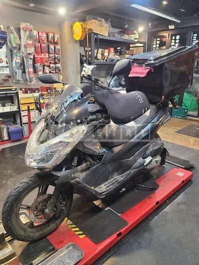 2016 (two-wheel) PCX125