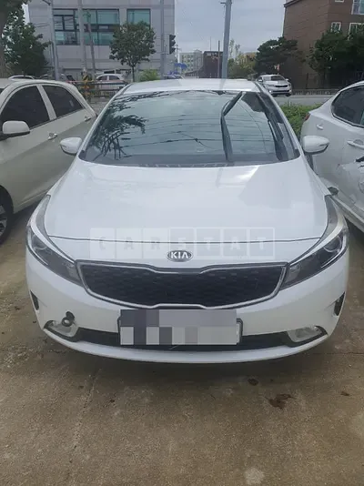 Photo 1 of 12: 2016 Kia K3 1.6 — Korean insurance auction