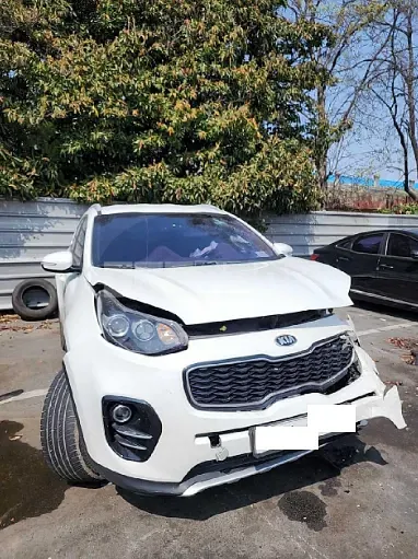 Photo 2 of 31: 2016 Kia Sportage, VIN KNAPN813BGK037237 — Korean insurance auction