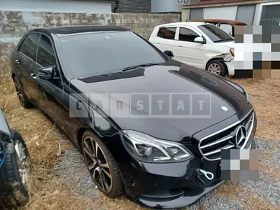 Photo 1 of 6: 2015 Mercedes-Benz E220 BlueTec, VIN WDDHF0AB7FB163281 — Korean insurance auction