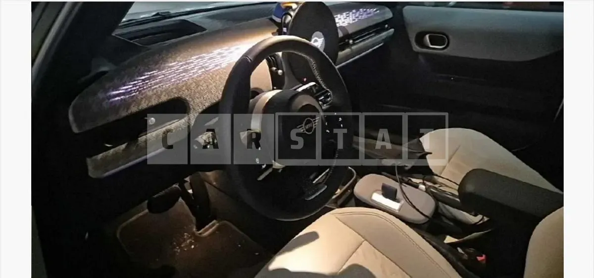 Photo 2 of 18: 2026 MINI Cooper S Five-Door — Korean insurance auction