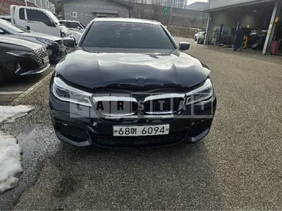 Photo 1 of 11: 2018 BMW 740e iPerformance — Korean insurance auction